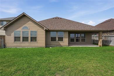 Discover the perfect blend of style and functionality in this - photo 34