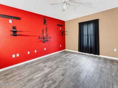 Spacious opportunity in a desirable Jacksonville location! Don't - photo 13
