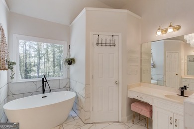 Beautifully updated brick-front home in a quiet cul-de-sac with - photo 20