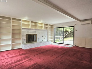 An In-Town Oasis - Space, Character & Natural Beauty. Tucked - photo 21