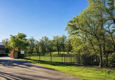 Exceptional opportunity to build your dream home in the - photo 3