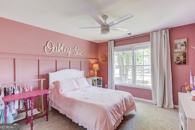 Beautifully updated brick-front home in a quiet cul-de-sac with - photo 24