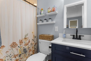 Location, location, location! This beautifully updated 3-bedroom - photo 24