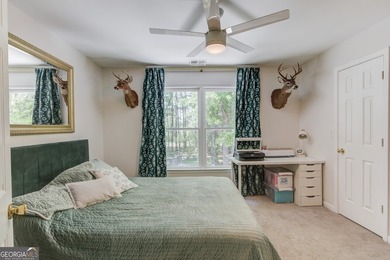 Beautifully updated brick-front home in a quiet cul-de-sac with - photo 29