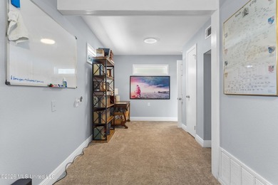 Location, location, location! This beautifully updated 3-bedroom - photo 31