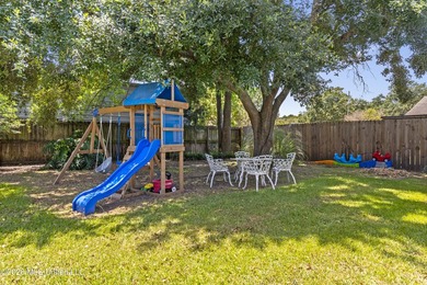 Location, location, location! This beautifully updated 3-bedroom - photo 33