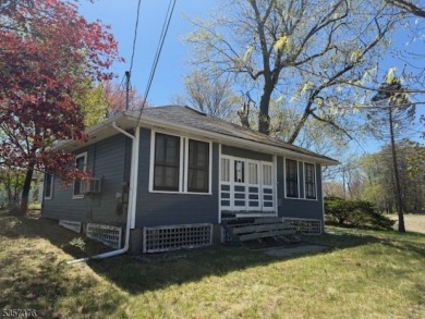Lake Home For Sale in Frankford Twp., New Jersey