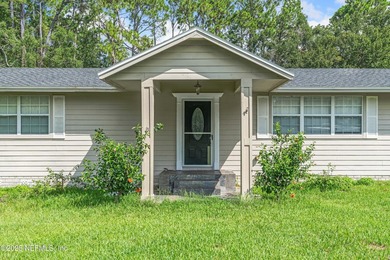 Spacious and inviting, this 4-bedroom, 3-bathroom home offers 2 - photo 43