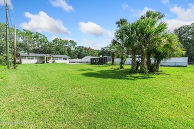 Spacious and inviting, this 4-bedroom, 3-bathroom home offers 2 - photo 44