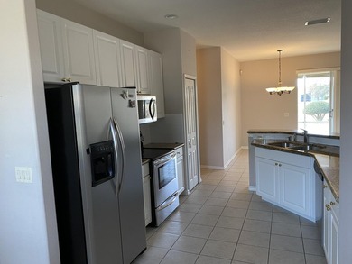 One owner well maintained 3 bdrm, 2 bath home in gated St. James - photo 7