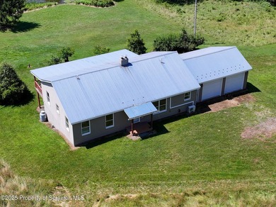 Country Living at its finest on 42 acres. Discover the perfect - photo 4