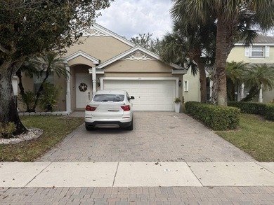 Beautifully renovated single-family home located in the heart of - photo 1