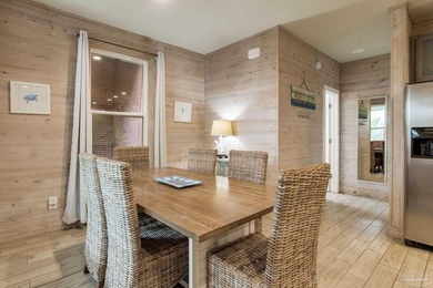 Welcome to your Gulf Coast oasis! This charming beach cottage in - photo 5