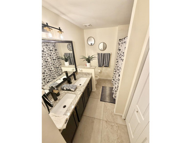 Beautifully renovated single-family home located in the heart of - photo 9