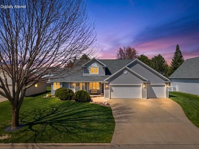 Welcome home to this beautifully maintained property offering - photo 6