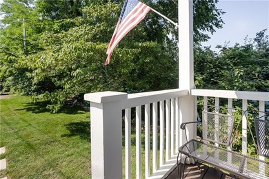 Bright, comfortable, and well-situated, this 3-bedroom, 2-bath - photo 23