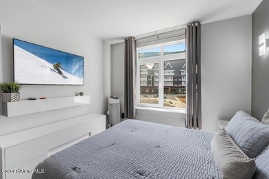 ucked in the heart of Schweitzer Village, this two-bedroom - photo 25