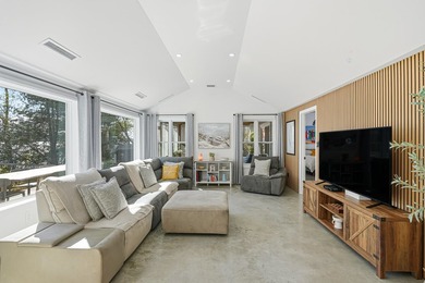 Elegante residence de style Hampton construite en 2022 avec des - photo 10