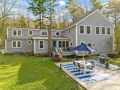 A Sunlit Cape on an Expansive Sanctuary. Where an open lawn - photo 3