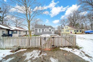 Lake Home For Sale in Brooklyn, Michigan