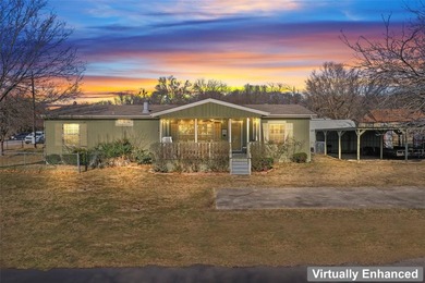 Moss Lake Home For Sale in Gainesville Texas