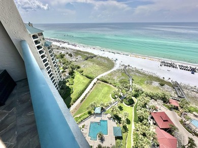Welcome to the Crown Jewel of the Emerald Coast! As you enter - photo 3