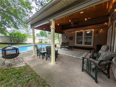 Welcome to this spacious and thoughtfully designed home that - photo 17