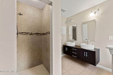 Welcome home to Bay Harbor! This spacious 4 bedroom, 2 bath - photo 20