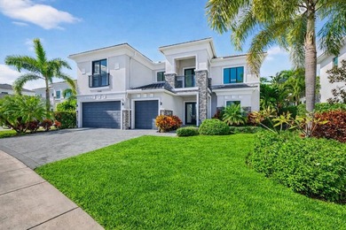 This exceptional, almost-new two-story Toll Brothers estate is - photo 1