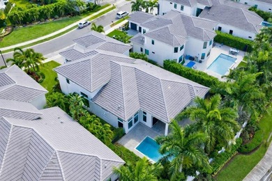 This exceptional, almost-new two-story Toll Brothers estate is - photo 5