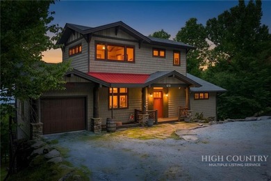 Welcome to Cardinal Perch. This stunning property offers eight - photo 1