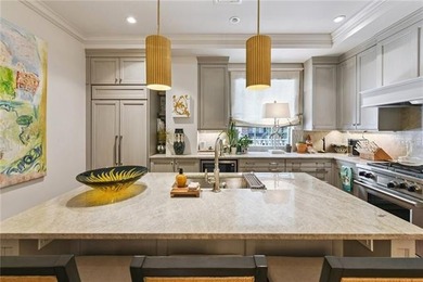 Welcome to the Kalorama Building - refined luxury condominium