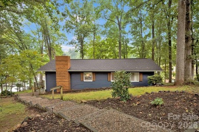 Welcome to your lakeside retreat on the highly desirable Brawley - photo 12