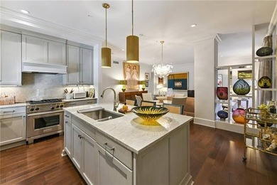 Welcome to the Kalorama Building - refined luxury condominium