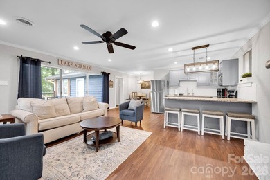 Welcome to your lakeside retreat on the highly desirable Brawley - photo 14