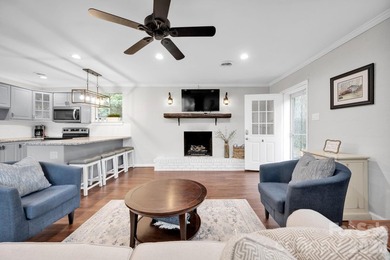 Welcome to your lakeside retreat on the highly desirable Brawley - photo 17