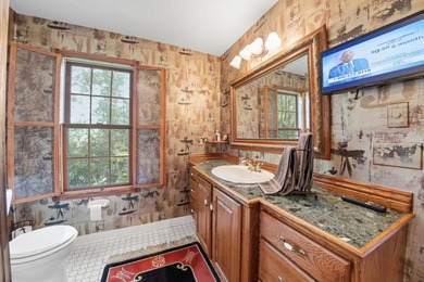 A rare find in a great location. Private secluded two acre lot - photo 24