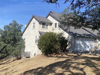 A prime investment opportunity offering 1,600 sq ft duplex - photo 2