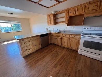 A prime investment opportunity offering 1,600 sq ft duplex - photo 7