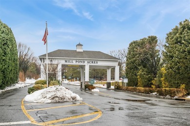 (private lake, pond, coastal) Condo For Sale in Port Washington New York