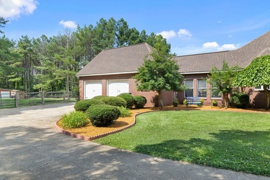 This AMAZING Magazine quality home is the perfect Dream Home!!! - photo 5