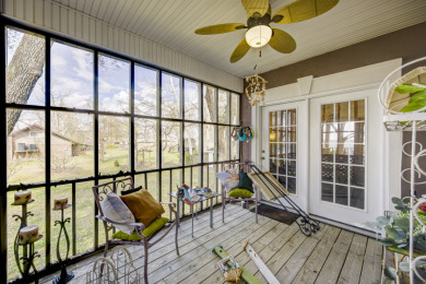 Magnificent example of classic southern charm! - photo 5