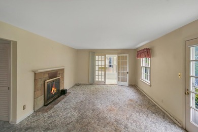 Vintage home with Indian Hills lake rights! Charming home - photo 4