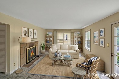 Vintage home with Indian Hills lake rights! Charming home - photo 5