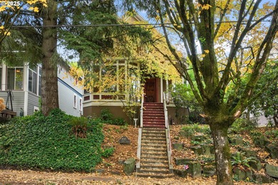 Willamette River - Multnomah County Home For Sale in Portland Oregon