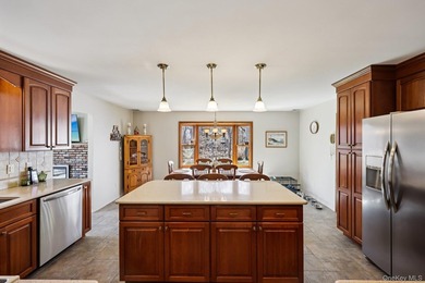 Spacious Sprawling Ranch situated on just shy of a Full Acre! - photo 15