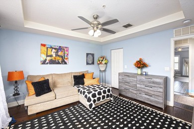 Welcome to this beautifully maintained turn-key three-story - photo 15