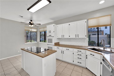 Welcome to Lakeside at Sunrise Villas - Your Private Oasis in