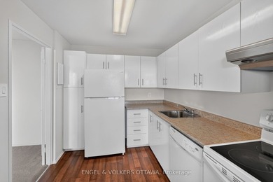 What a view! Welcome to easy living at 2625 Regina Street, Unit - photo 18