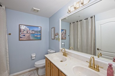 Welcome to this beautifully maintained turn-key three-story - photo 18